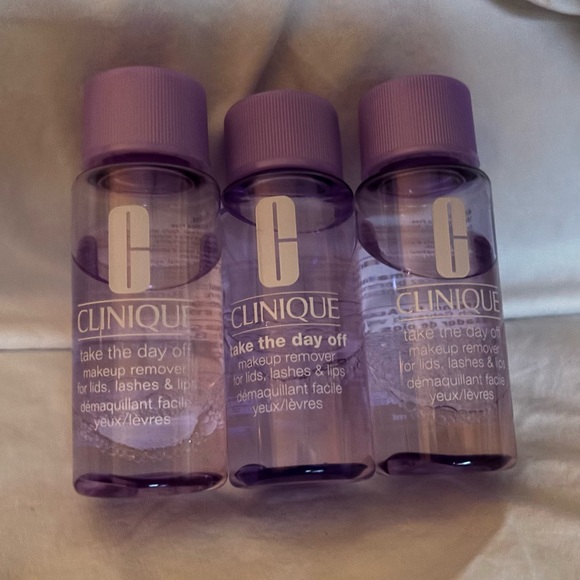 Clinique Take the Day Off lids, lashes, and lips make up remover - travel size - Picture 5 of 8